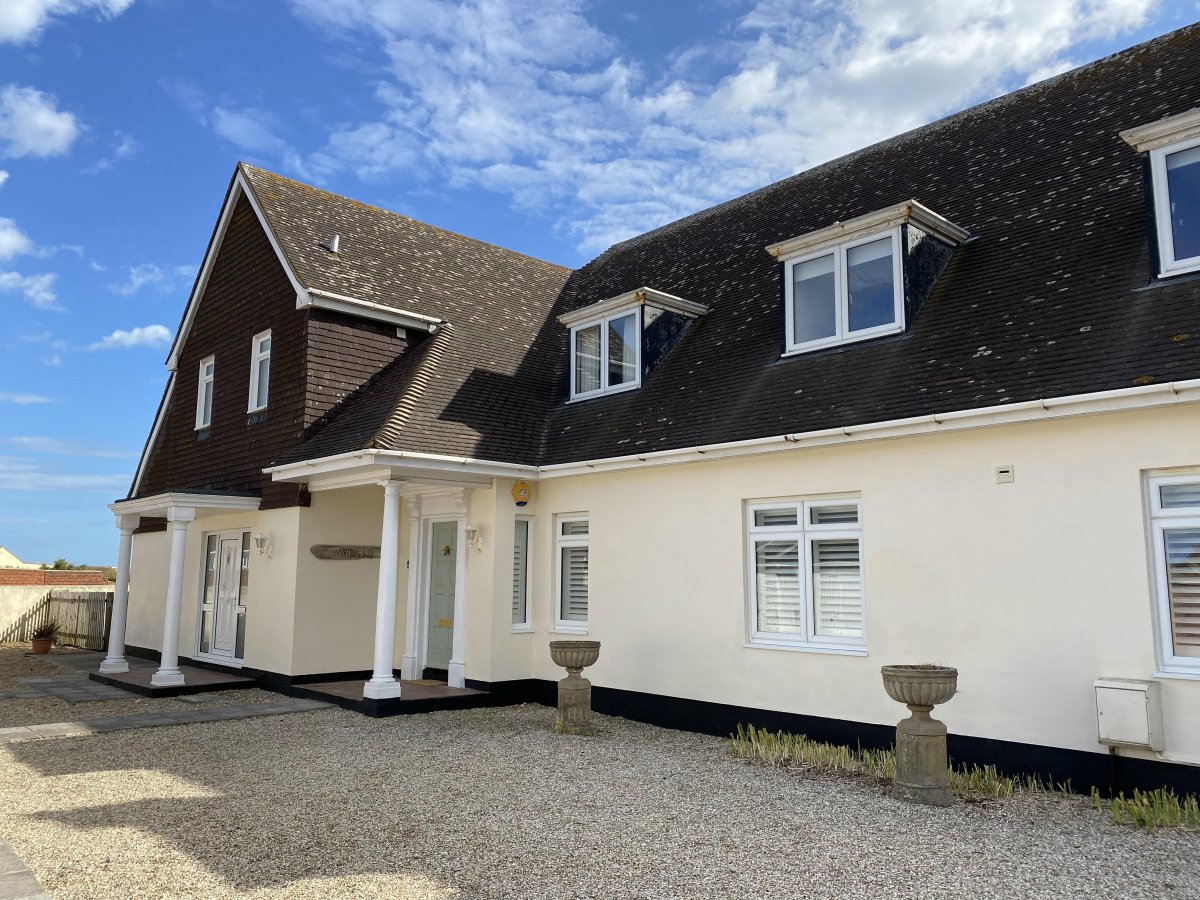 hyunjudesign Holiday Homes West Sussex Bywaves Chichester